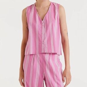 Compania Fantastica- Sleeveless Pink Striped V-Neck Top and Short Matching Set